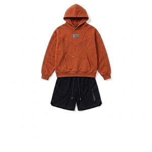 Ensemble sweat à capuche et short en coton premium personnalisé pour homme – Survêtement décontracté coupe ample avec poches latérales et cordon de serrage à la taille – Collection Printemps Streetwear - Product Image 4