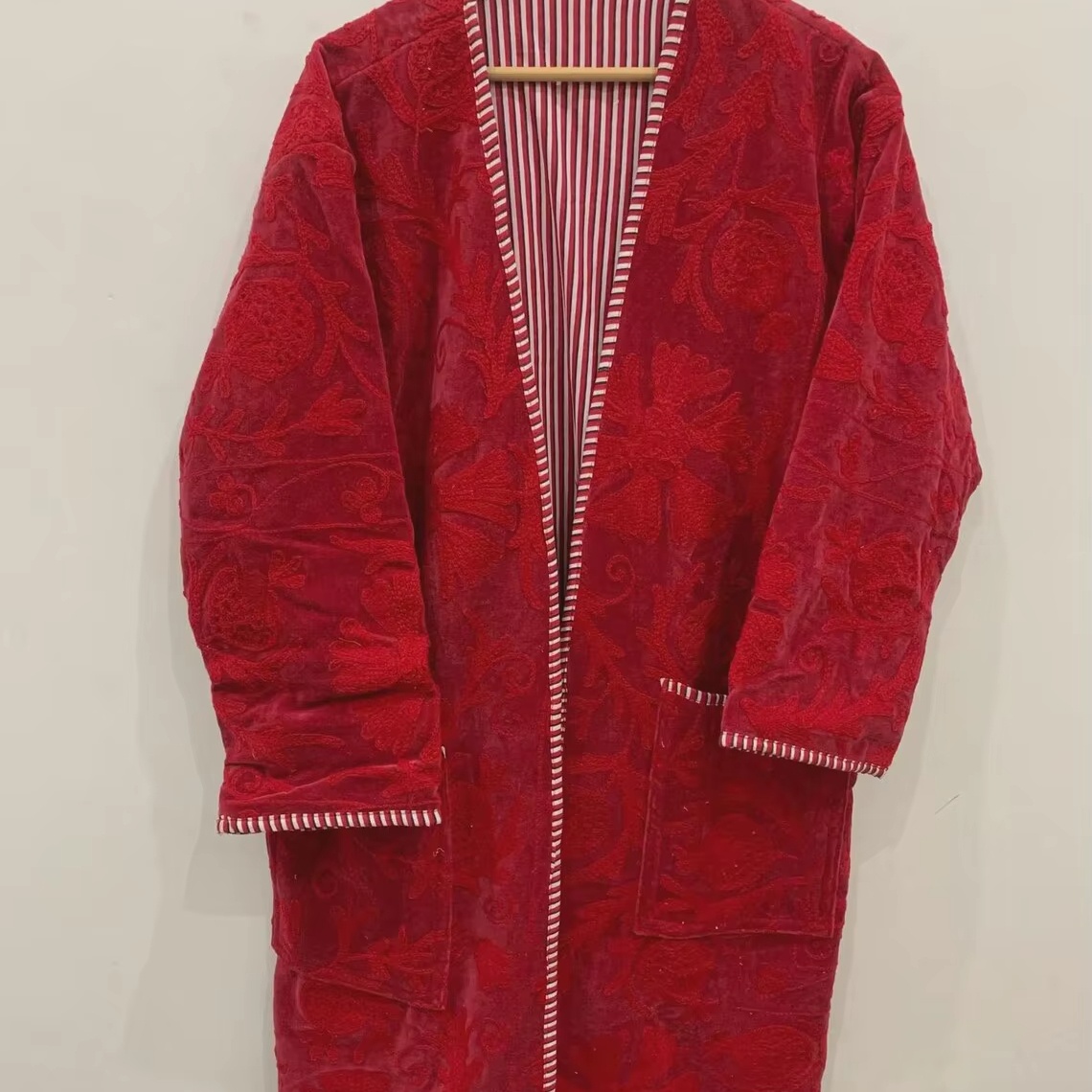 เช่นเดียวกับภาพ