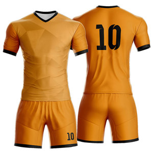 Conjunto de Camiseta y Pantalones Cortos de Fútbol Personalizados para Hombre, Cuello en V Naranja, Sublimados, Número 10, Absorben la Humedad, Ajuste Atlético, para Todas las Temporadas - Product Image 1