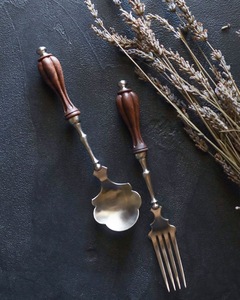 Fourchette vintage en argent avec manche en bois, finition miroir haute brillance, couverts en métal durables pour la vaisselle de mariage - Product Image 4