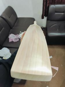 SMART SHINE ENTERPRISES Bate de Críquet Profesional de Madera de Sauce Inglés Premium para Partidos, Equilibrio Superior, Agarre Cómodo, Potente - Product Image 5
