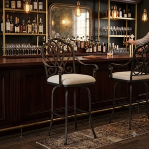 Tabourets de bar en fer forgé sur mesure en gros, chaises hautes commerciales en métal, mobilier d'extérieur pour jardin et balcon, coussin crème, style transitionnel - Product Image 3