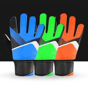 Football Goalkeeper Gloves Full Finger Non-Slip PU Material Finger Thumb Protection Pull-On Closure Adjustable Wrist Strap - Product Image 6