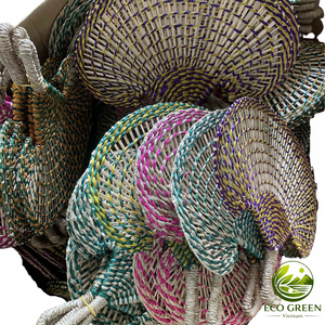 Éventail en jonc de mer durable, multicolore, de forme ovale ou ronde, tissé à la main, pour la décoration intérieure, les stations balnéaires et comme cadeau - Product Image 2