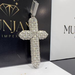 Colgantes y Dijes de Lujo para Hombre, Estilo Hip Hop, con Forma de Cruz, Corte Marquesa, Diamante VVS, Plata y Oro, Certificados por IGI, para Fiestas - Product Image 1