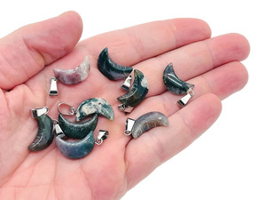 Natural Moss Agate Crescent <b>Moon</b> Pendant Necklace Handmade <b>Crystal</b> Gemstone Necklace Wholesale Supplier - Product Image 4