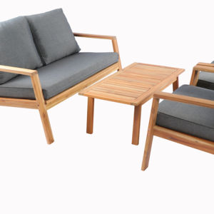 Ensemble de salon d'extérieur avec des matériaux résistants aux intempéries et une disposition pratique pour une utilisation dans la cour et sur la terrasse - Product Image 1