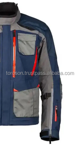 Veste en nylon pour moto personnalisée avec coque extérieure durable, poignets ajustables, plusieurs poches et design moderne pour les motards - Product Image 4