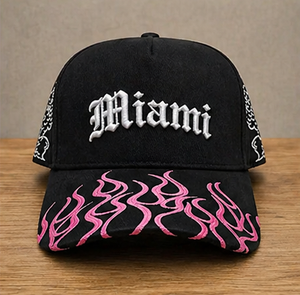 หมวกแก๊ปทรงสปอร์ตปักชื่อเมืองตามสั่ง หมวก Snapback ลายเปลวไฟสไตล์วินเทจ ผ้าทั่วไป ใส่ได้ทั้งชายหญิง หมวกฤดูร้อนสำหรับผู้ใหญ่ - Product Image 3