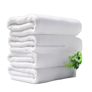 Penjualan terlaris harga pabrik Set handuk mandi Hotel putih terbuat dari 100% katun 2 tangan 2 Set handuk wajah