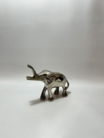 Figurine géométrique en aluminium argenté moderne, rhinocéros, sculpture de table faite à la main, décoration de bureau durable, cadeau de Noël ou de la Saint-Valentin
