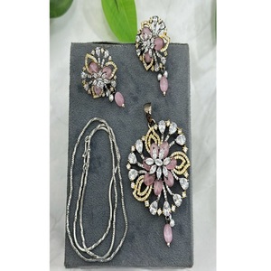 Ensemble collier et boucles d'oreilles en zircon de qualité supérieure, plaqué or, style victorien, pour femmes, idéal pour les soirées - Product Image 1