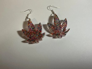 Boucles d'oreilles en résine Étiquette Verte, Choix Durable, Matériau Écologique, Fabrication Personnalisée, Article de Gros en Résine - Product Image 3