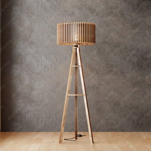 High End Quality Wooden Slatted <b>Tripod</b> Floor Lamp Natural Finish Standing <b>Light</b> - Product Image 5