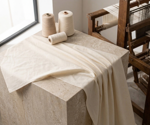 ผ้าฝ้ายทอ 100% ขนาด 40x40 / 80/100 กว้าง 157 ซม. คุณภาพสูง ย้อมสีพื้น น้ำหนักปานกลาง 180 GSM - Product Image 4