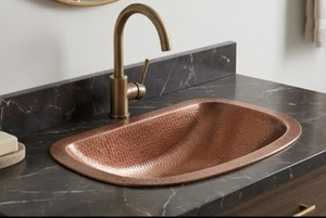 Lavabo de salle de bain rectangulaire en cuivre fait main, design rustique, finition polie et brossée, à poser sur comptoir - Product Image 5