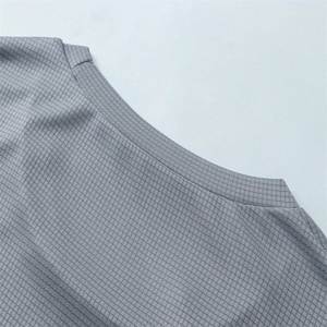 T-shirt personnalisé de qualité supérieure pour hommes et femmes, style hip-hop, t-shirt graphique – coupe ample tendance, mode streetwear - Product Image 3