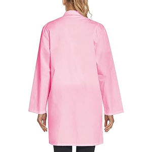 เสื้อกาวน์แพทย์แบบสั่งทำสำหรับผู้ชายไซส์ใหญ่ น้ำหนักเบา ชุดยูนิฟอร์มโรงพยาบาล พร้อมระบบตรวจจับเข็ม  ปักโลโก้ของคุณเองบนผ้าสีขาวเนื้อนุ่ม - Product Image 2