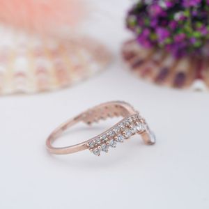 Couronne de reine en argent S925 plaqué or 14 carats pour alliance de mariage certifiée avec bande de diamants Moissanite pour femme, élégante et luxueuse - Product Image 3