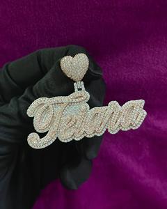 Colgante de Moissanita con Corte Esmeralda Personalizado con Certificado IGI, Plata 925, Totalmente VVS, Engaste de Garras, Estilo Hip Hop - Product Image 6