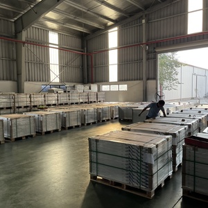 Gran oferta insonorizada, tablón de vinilo SPC de plástico de 4mm-8mm, aspecto de mármol, bloqueo de clic, fabricante de sala de estar hecho en Vietnam - Product Image 6