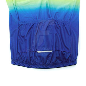 Conjunto de Jersey y Pantalones Cortos de Ciclismo de Poliéster Transpirable y Cómodo para Hombre, Ropa Deportiva para Exteriores, Diseño Premium, Uniforme de Ciclismo - Product Image 3