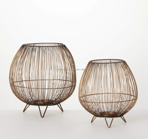 Bougeoir en métal doré fait à la main Design unique ornement de table pour mariage et maison personnalisé - Product Image 4