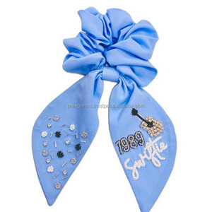 Coletero Personalizado Multicolor con Cuentas de Fútbol |   Pañuelo para el Cabello Ajustable, Ecológico y Hecho a Mano para Mujeres y Niñas, Ideal para Días de Partido - Product Image 4