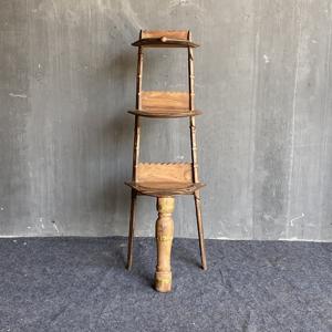 ชั้นวางหนังสือไม้ทรงบันได คอลเลคชั่นที่ดีที่สุด ดัดแปลงจากชั้นวางโชว์แบบวินเทจ ตกแต่งด้วยงานศิลปะโบราณจากเทือกเขาหิมาลัย - Product Image 3