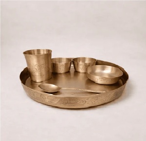 Service de table en bronze traditionnel artisanal Kansa : assiette, bol, cuillère en métal – Écologique, durable, de qualité supérieure – Ustensiles de cuisine indiens - Product Image 1