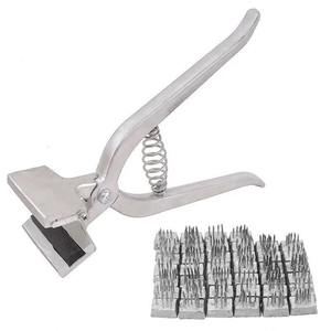 Pinza per Tatuaggi Animali con Numeri e Lettere per Conigli, Gatti, Cani e Furetti - Strumento Essenziale per la Gestione degli Animali Domestici - Product Image 4