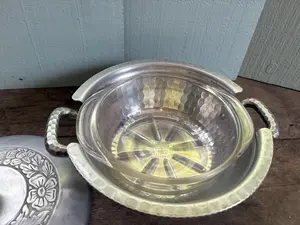 Elegante Cacerola de Acero Inoxidable |   Diseño de Tapa Segura para Mantener los Alimentos Calientes, Frescos e Higiénicos - Product Image 2