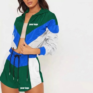 Conjunto Deportivo de Verano para Mujer, 2 Piezas, Camiseta de Manga Corta y Pantalones Cortos, Estilo Urbano, Poliéster/Algodón - Product Image 1