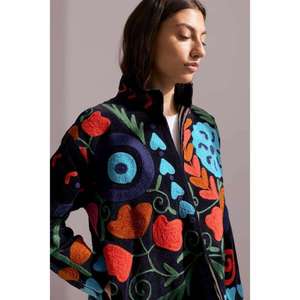 Chaqueta de Algodón Negro de Lujo con Bordado Suzani, Hecha a Mano, con Diseño Floral Multicolor, Estilo Bohemio para Mujer - Product Image 2
