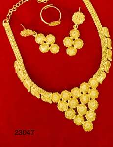 Ensemble collier et boucles d'oreilles floraux plaqués or indien tendance pour femmes, bijoux de fiançailles et de mariage - Product Image 4