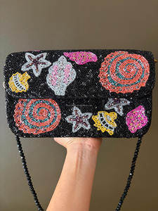 <span class=keywords><strong>Borsa</strong></span> a <span class=keywords><strong>Tracolla</strong></span> Boho con Perline ARTISTRY PR, <span class=keywords><strong>Motivi</strong></span> Geometrici Colorati, Chiusura con Cerniera, Grande Capacità - Product Image 1