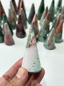 ที่วางแหวนรูปยูนิคอร์นทำจากหินแจสเปอร์ธรรมชาติ แกะสลักด้วยมือ ใช้สำหรับวางเครื่องประดับ หินบำบัด และเป็นของขวัญ - Product Image 3