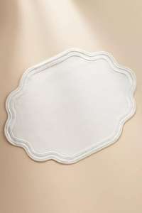 Manteles individuales Bearfit hechos a mano, bordados con motivos Madline, 100% algodón, lona orgánica, ecológicos, estilo europeo, verde y blanco. - Product Image 3