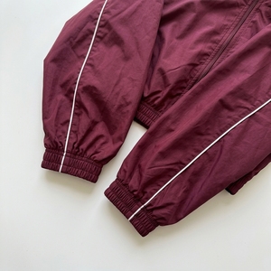 Premium and High Quality Women 2 Piece <b>Burgundy</b> Sporty Set <b>Cropped</b> Jacket High Waist Shorts Breathable Polyester Casual Wear - Product Image 5