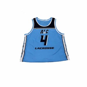 Camiseta de Lacrosse Personalizada para Hombre, Cuello en V, 100% Poliéster, Secado Rápido, Impresión por Transferencia de Calor, Rojo/Negro, Ropa Deportiva para Entrenamiento y Partidos de Club - Product Image 3