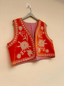 Suzani <b>Velvet</b> Vest for Women and <b>Men</b> Embroidered Boho Ethnic Sleeveless <b>Jacket</b> Handmade Vintage Floral Breathable Festival Wear - Product Image 2