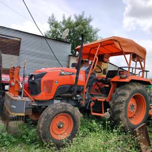 Tracteur Diesel Kubota MU4501 4x4 de 45 CV, Vente en Gros Usine, Tracteur Utilitaire Compact avec Option Chargeur Frontal, Machinerie Agricole pour un Travail Efficace - Product Image 3