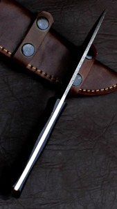 มีดพกพาใบเหล็กดามัสกัส ด้ามไม้ พร้อมปลอกหนัง มีดสั่งทำพิเศษ - Product Image 3