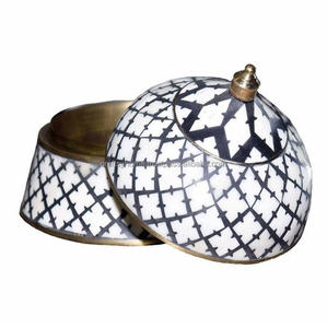 กล่อง suri แบบอินเดียที่ดีที่สุดสำหรับผู้หญิงสาวๆที่จัดระเบียบเครื่องประดับทองเหลืองฝังกระดูกโดยงานฝีมือที่บ้านสำหรับการจัดเก็บ - Product Image 2