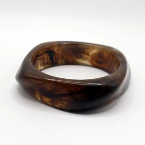 Bracelets en résine de style urbain, design moderne, faits à la main, prix d'usine en gros - Product Image 5