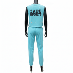 Ensemble sans manches pour femme en maille polyester élasthanne de haute qualité, pantalon cargo à empiècements latéraux, logo personnalisé thermocollé avec strass, ensembles pour femme - Product Image 2