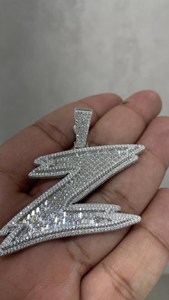 จี้ตัวอักษร Z แบบ Iced Out ชุบเงิน ประดับเพชร VVS Moissanite สไตล์ฮิปฮอป ของขวัญเครื่องประดับสำหรับทุกเพศ - Product Image 3