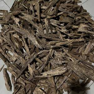 Chips de Agarwood Oud de Vietnam de Primera Calidad |   Resina Natural Auténtica, Madera de Oud Natural para Quemar - Product Image 4