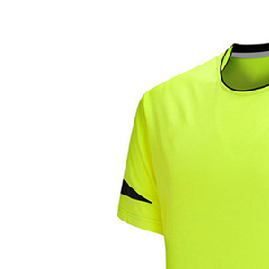 Conjunto de Uniforme de Fútbol Personalizado por Sublimación, 100% Poliéster, con Camiseta de Manga Corta Transpirable de Secado Rápido para Entrenamiento - Product Image 4