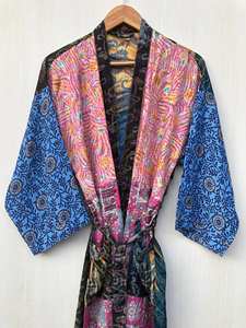 Bata de Baño de Seda Suave Regal House Wear, Bata Multicolor para Dormir, Kimono de Seda Reciclada Vintage de la India al por Mayor - Product Image 5